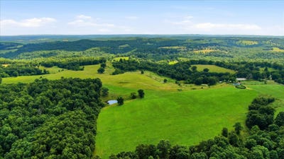 /international/us/county-road-105-ava-mo-110109341516/