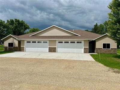 /international/us/347-5th-avenue-ne-mazeppa-mn-110095751739/