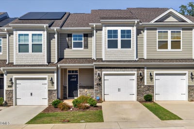 /international/us/401-brightleaf-road-hillsborough-nc-110108576408/