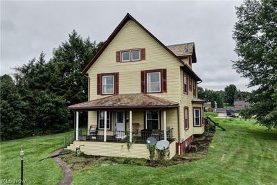 /international/us/215-dover-road-ne-sugarcreek-oh-110110325478/
