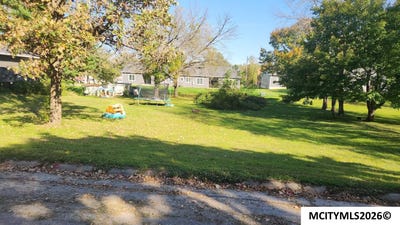 /international/us/5th-st-nw-nora-springs-ia-110120454728/