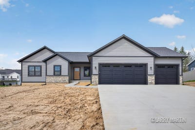 /international/us/1845-stratford-lane-nw-grand-rapids-mi-110107657232/