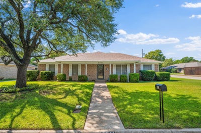 /international/us/4041-alava-drive-fort-worth-tx-110120535113/