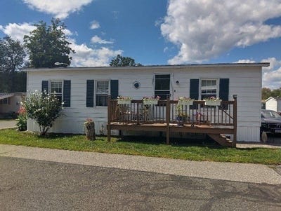 /international/us/93-grochmal-avenue-springfield-ma-110104788744/