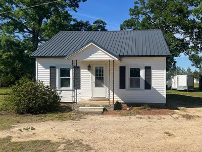 /international/us/1074-throckmorton-trail-scottsburg-va-110106211990/