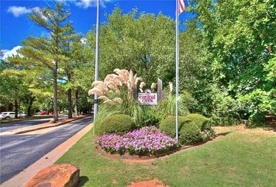 /international/us/850-cardinal-creek-boulevard-norman-ok-110107082048/