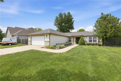 /international/us/218-hillside-drive-baldwin-city-ks-110107745041/