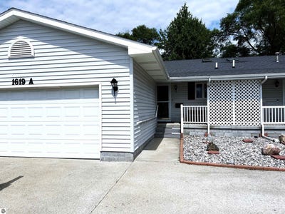 /international/us/1619-e-gaylord-street-mt-pleasant-mi-110100053810/