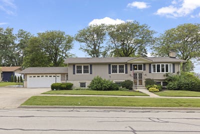 /international/us/403-w-harding-road-lombard-il-110108717765/