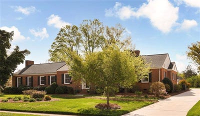 /international/us/317-south-main-street-kernersville-nc-110107047946/