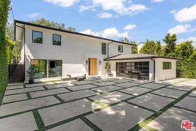 /international/us/17045-otsego-st-encino-ca-110104399313/
