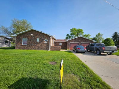/international/us/503-east-4th-street-rushville-ne-110098011929/