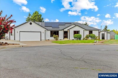 /international/us/210-se-ironwood-av-dallas-or-110110198228/