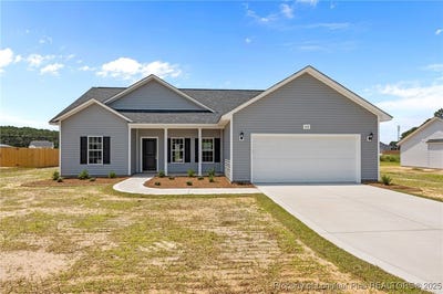 /international/us/233-orchard-lane-parkton-nc-110097926923/