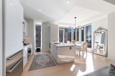 /international/us/135-seaport-blvd-1806-boston-ma-110105868306/