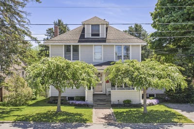 /international/us/832-sawyer-street-south-portland-me-110108332170/