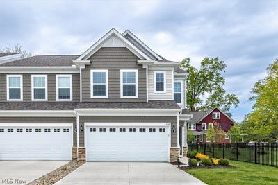 /international/us/1616-merlot-lane-westlake-oh-110108059961/