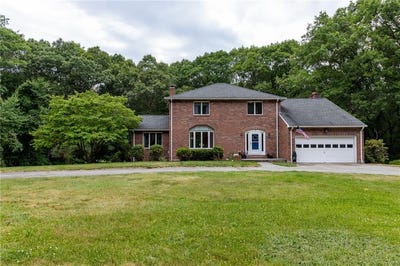 /international/us/20-lincoln-drive-north-smithfield-ri-110109144972/