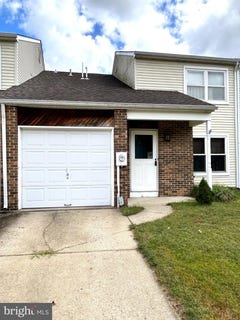 /international/us/306-foxwood-lane-marlton-nj-110119968778/