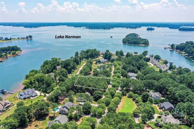 /international/us/135-hopkinton-drive-mooresville-nc-110100816722/