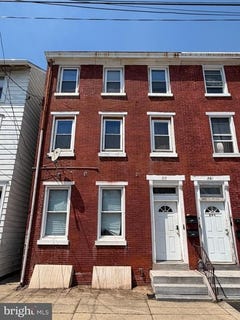 /international/us/219-e-broad-street-burlington-nj-110108153094/
