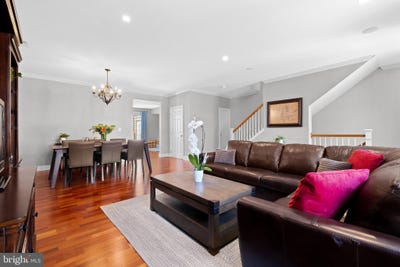 /international/us/203-captains-way-philadelphia-pa-110108057952/