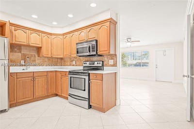 /international/us/2175-ne-56th-st-fort-lauderdale-fl-110110399247/