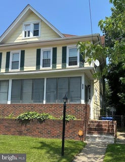 /international/us/903-salem-road-burlington-nj-110100619917/