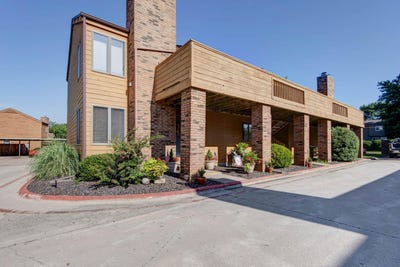 /international/us/3440-s-delaware-avenue-springfield-mo-110100658691/