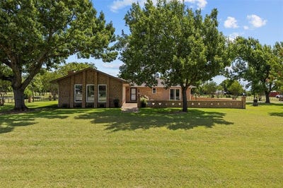 /international/us/103-county-road-1307-morgan-tx-110100596753/