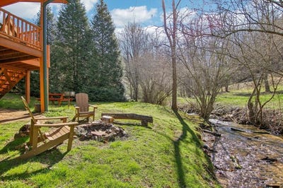 /international/us/33-shepherds-creek-rd-bryson-city-nc-110097831020/?lang=en