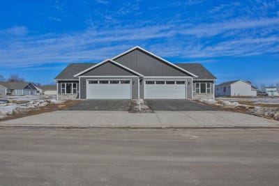 /international/us/1501-e-23rd-street-marshfield-wi-110106850889/