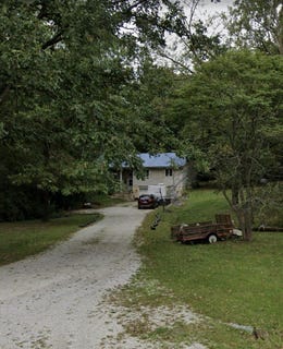 /international/us/12275-middle-creek-road-clinton-il-110109136399/