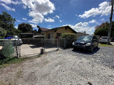 /international/us/1842-nw-18th-ter-miami-fl-110092807584/