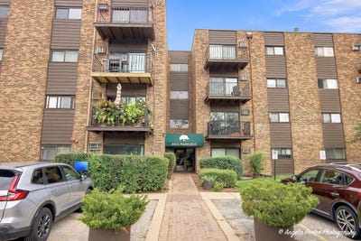 /international/us/8970-n-parkside-avenue-des-plaines-il-110110335068/
