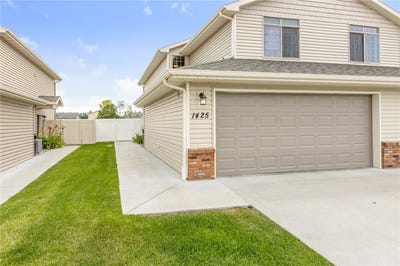 /international/us/1425-naples-street-billings-mt-110109158901/