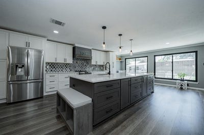 /international/us/733-greenhill-lane-grand-prairie-tx-110100534134/
