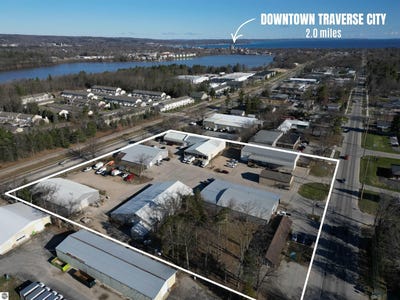 /international/us/1500-barlow-street-traverse-city-mi-110108540500/