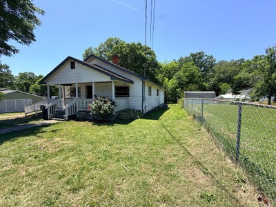 /international/us/408-chestnut-street-lafayette-ga-110108078117/