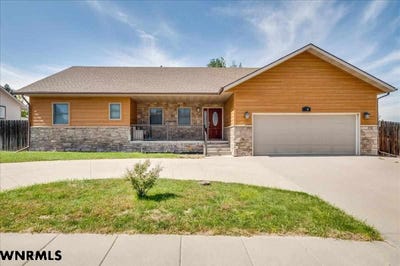 /international/us/716-evergreen-st-kimball-ne-110102174408/