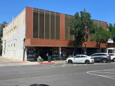 /international/us/1733-canal-st-merced-ca-110108666354/
