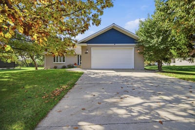 /international/us/1600-26th-street-sw-austin-mn-110120758884/