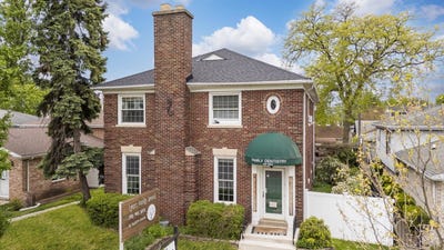 /international/us/4212-joliet-avenue-lyons-il-110108153126/