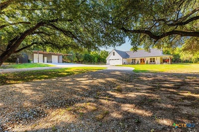 /international/us/428-12th-street-valley-mills-tx-110101905848/