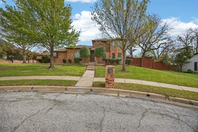/international/us/100-castle-court-irving-tx-110106580506/