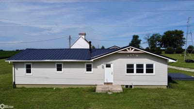 /international/us/2184-neola-avenue-jefferson-ia-110106974742/