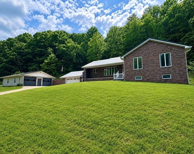 /international/us/1785-parkersburg-road-spencer-wv-110108661500/