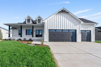 /international/us/1412-w-cozy-hollow-goddard-ks-110094435250/