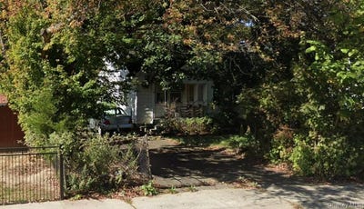 /international/us/170-wicks-road-brentwood-ny-110106324959/