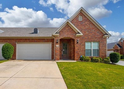 /international/us/425-valley-ranch-circle-little-rock-ar-110099639662/